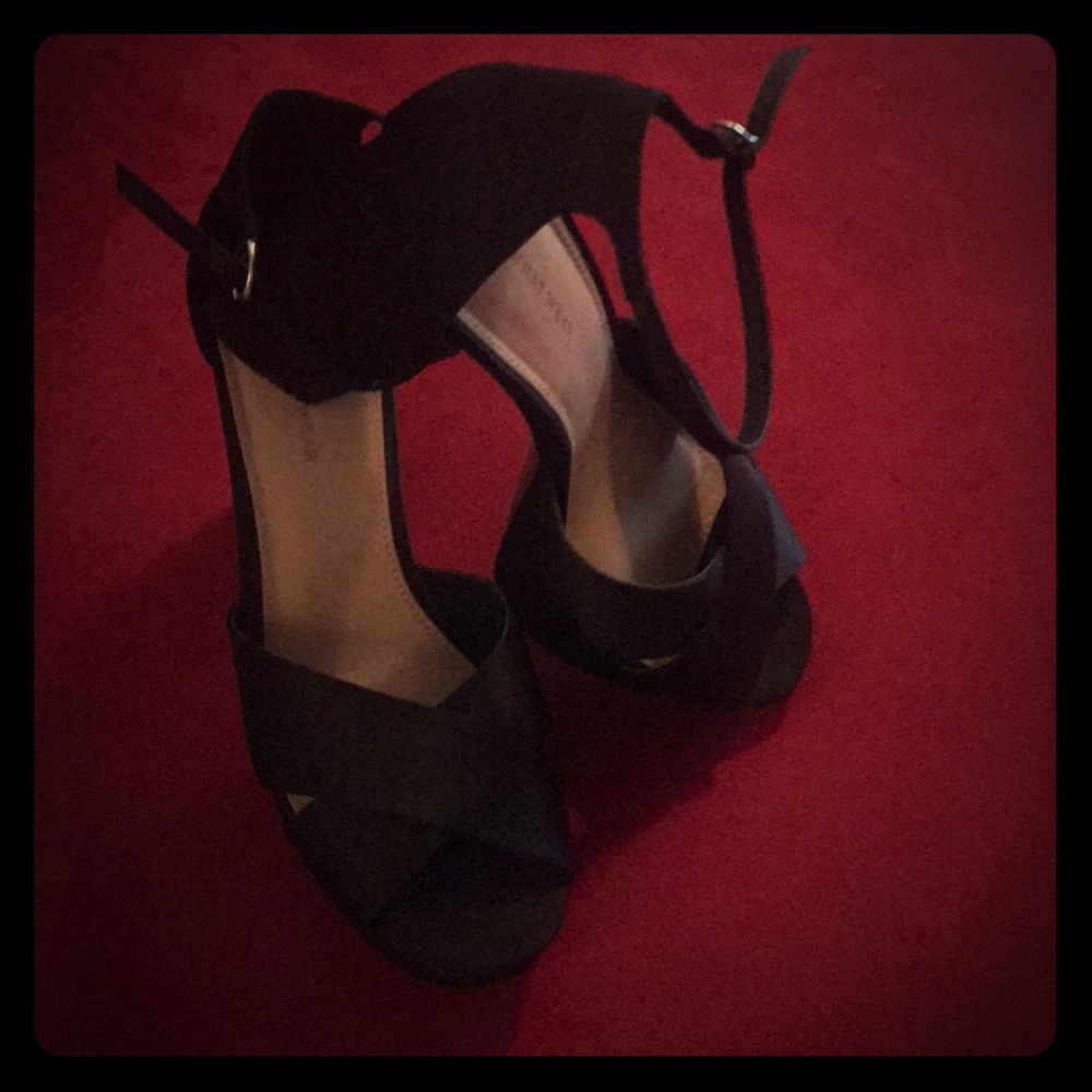 Black chunky heels